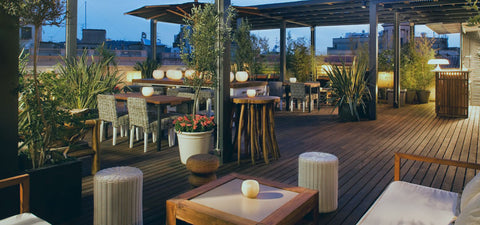 ¿Cómo integrar muebles de exterior a tu proyecto de decoración?
